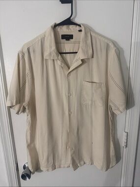 Vince Men's Cream Striped Short-Sleeve Button-Up Shirt Size L